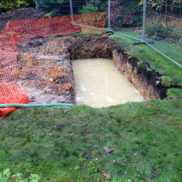 Both the foul drainage trench and soak away excavation were filled with groundwater overnight.